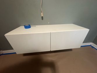 IKEA BESTA
