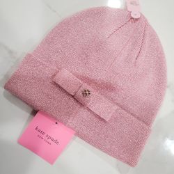 Kate Spade new york Metallic rib Bow Beanie Pink One Size

Product detailsAbout this item
Fabric type 100% Acrylic
Care instructions Hand Wash Only
Or