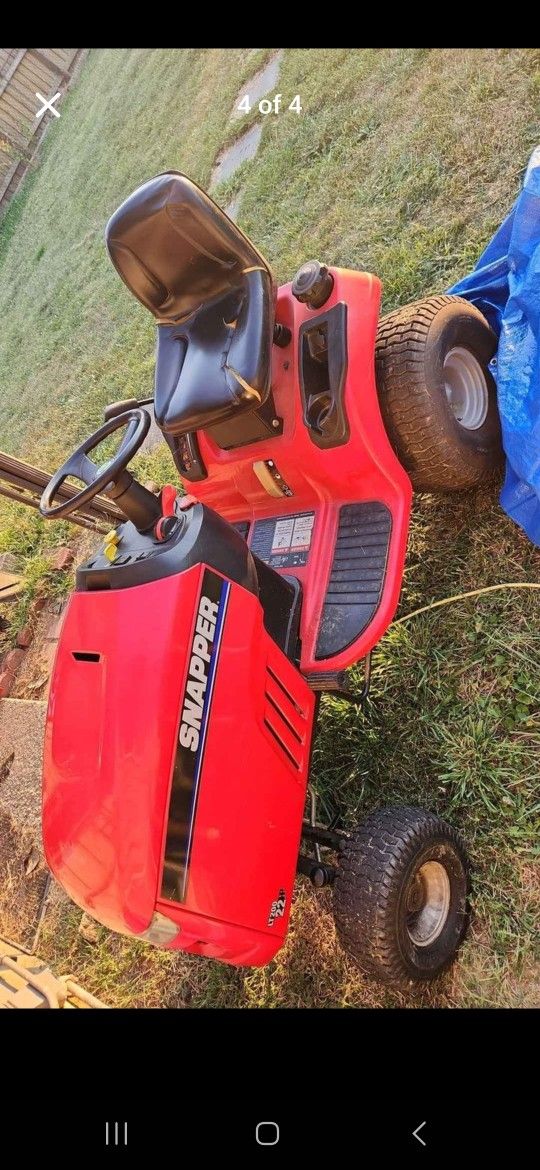 Snapper LT200 50" Riding Mower