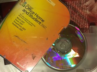 Office 2007 version complete with license