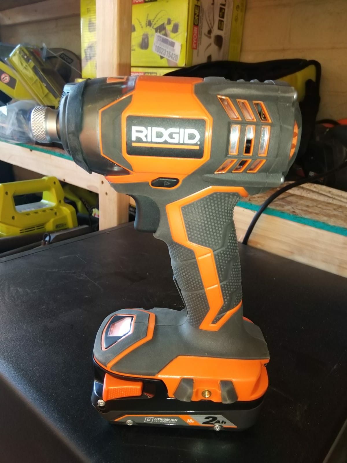 IMPACT DRILL RIDGID NO CHARGER