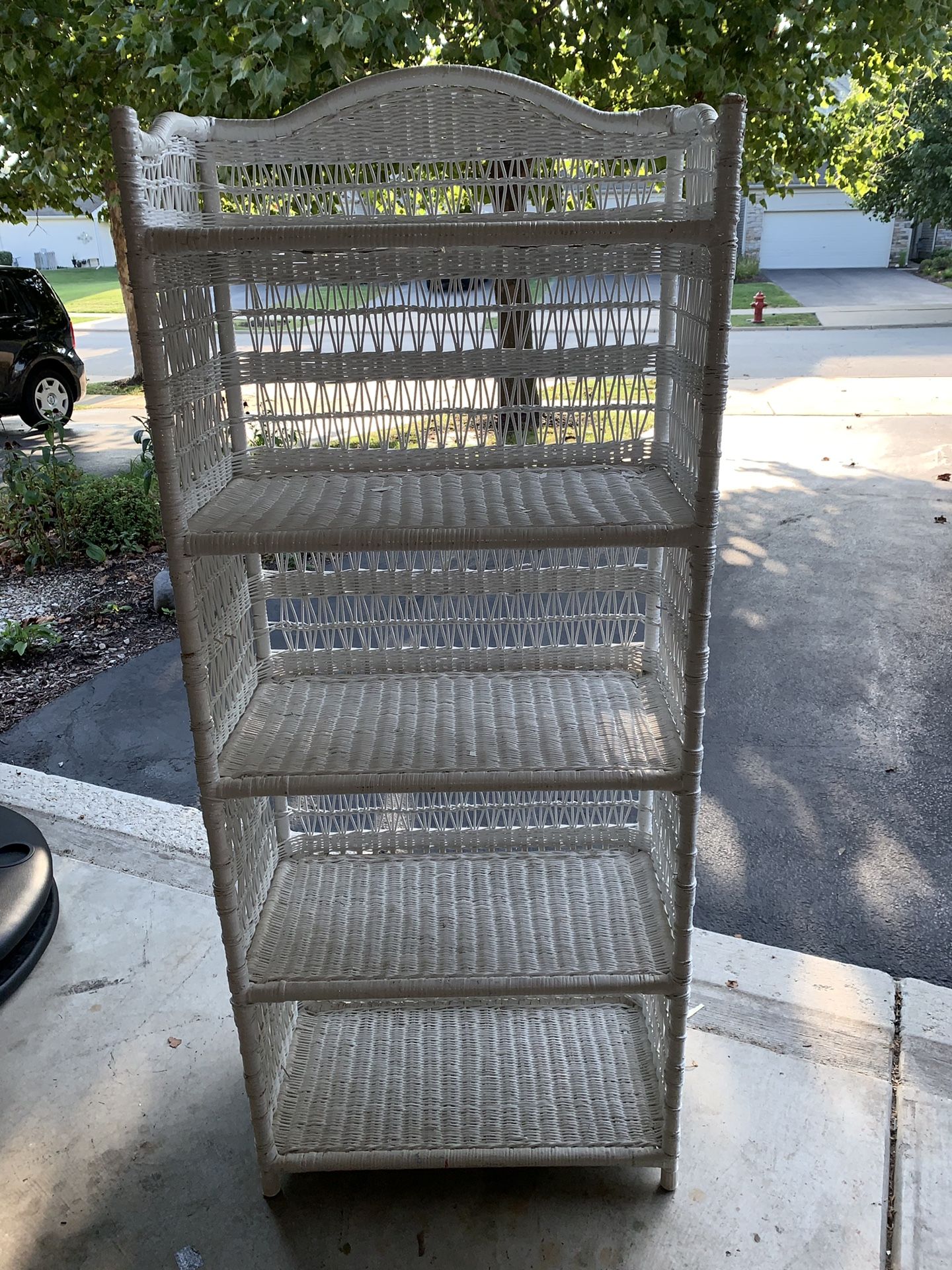 Large @5’ tall White Wicker Shelving unit