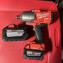 Milwaukee 3/4 Impact With 2 Batteries 12.0/5.0