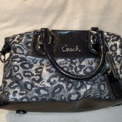 Coach leopard Print Limited Edition Authentic Coach Purse 