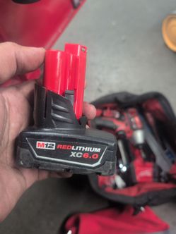 M12 6amp batter