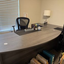 Office Desk And Tables