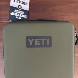YETI Coolers 3L Daytrip Olive Lunch Box