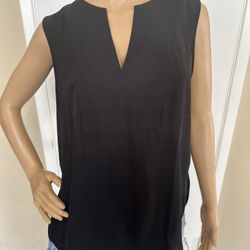 NEW Women’s H&M Black Top Size Small