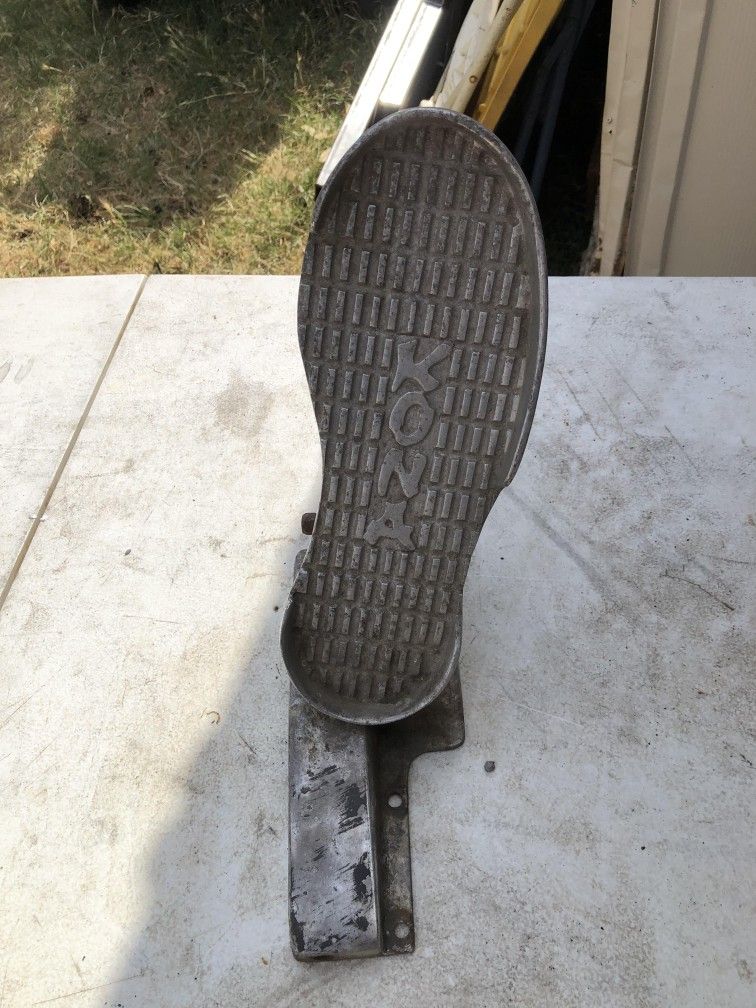 Jet Boat Kona Foot Throttle