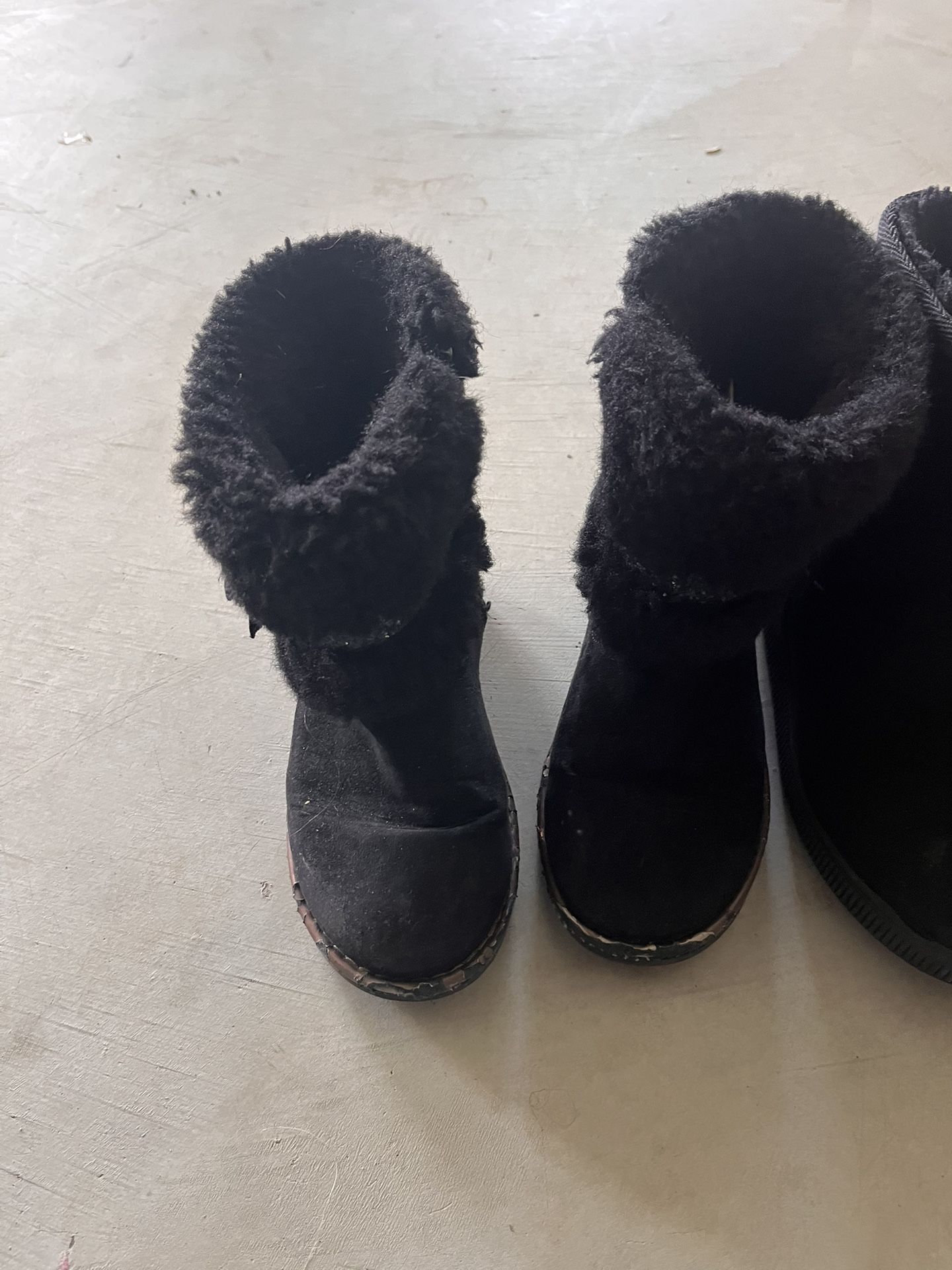 Kids Size 12 Fall/Winter Fashion Boots