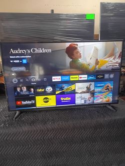 55 inch fire tv 4k smart TV beautiful tv comes with remote control shows great quality clear picture works perfect guaranteed