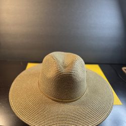 Woman’s Hat👒