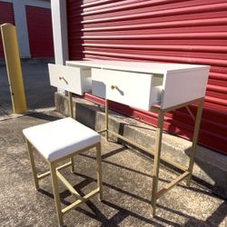 Makeup Dresser and Bench