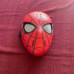 SpiderMan Talking Hero Mask With Adjustable Straps
