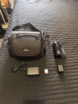 Canon Vixia HF R62 Camcorder
