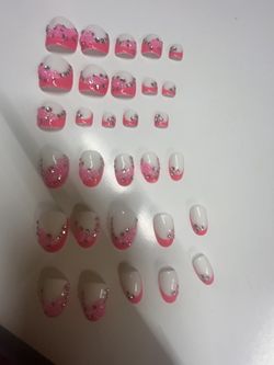 Press On 2 Sets Of Nails. Read Description
