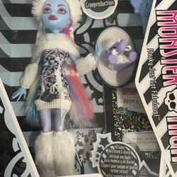 Monster High Creeproduction Abbey Bominable 
