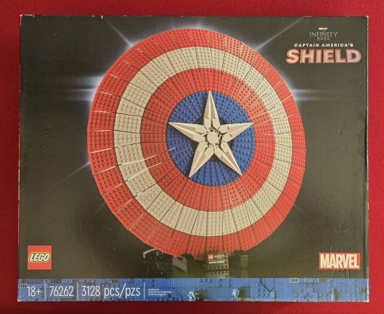LEGO 76262 Captain America's Shield The Infinity Saga Marvel New!