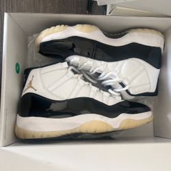 Jordan 11 Gratitude Sz 9.5