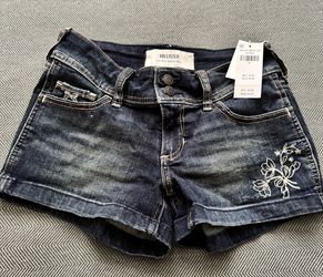 Hollister low rise shorts size 25