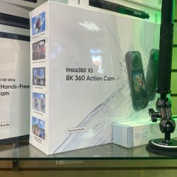 Insta360 X5 Essential Bundle 