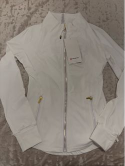 Lululemon Define Jacket White – Size 4 – New with Tags