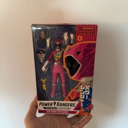 Power Rangers Lightning Collection Dino Charge Pink Ranger
