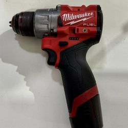 Milwaukee M12 FUEL 1/2" Drill / Driver