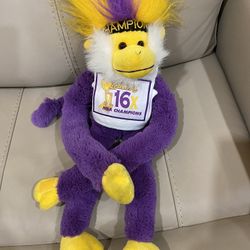 LAKERS 16th Championship Monkey. Rare And Super Cute 22”T