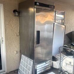 Commercial freezer