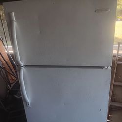 Refrigerator top and bottom