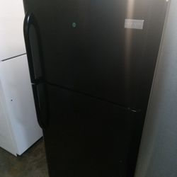 Frigidaire Refrigerator 