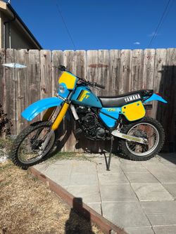 Yamaha IT175