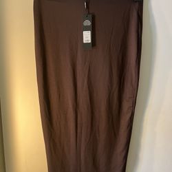 Chocolate Slim Skirt 