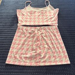 pink and white houndstooth print cami top and skirt set.