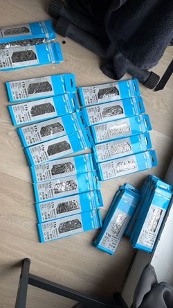 24 Brand New Shimano CN-HG701-11 Chains + 2 Free