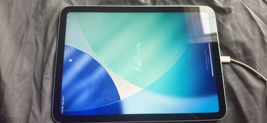 iPad 10th Generation.