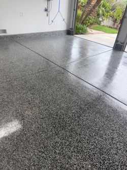 Epoxy Flake Floor