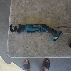 Makita 18v Compact Reciprocating Saw