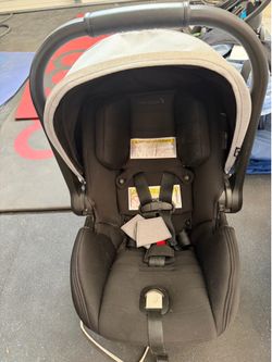 Baby Jogger City Go 2 Car Seat