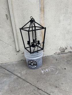 Chandelier Black