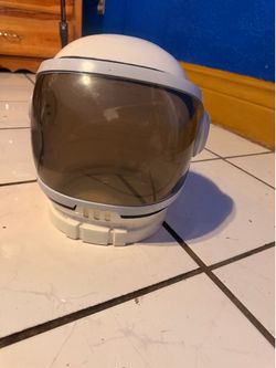 Space helmet