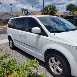 2008 Dodge Grand Caravan SXT 