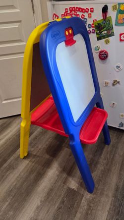 Crayola Kids Double-Sided Art Easel