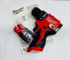 Milwaukee M12 FUEL 3404-20 1|2" Hammer Drill + 2.0Ah Battery NEW