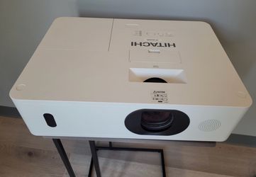 5000 lumens HDMI video TV video Projector