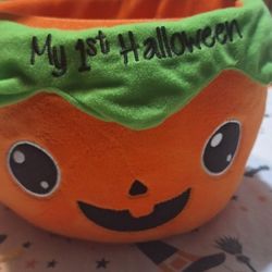 My first Halloween Basket 