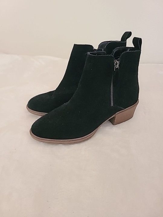 Kensie Womens Talynn Black Suede Ankle Boots Size 8