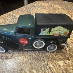 Coca-Cola Vintage Style Delivery Truck – Die Cast Collectible