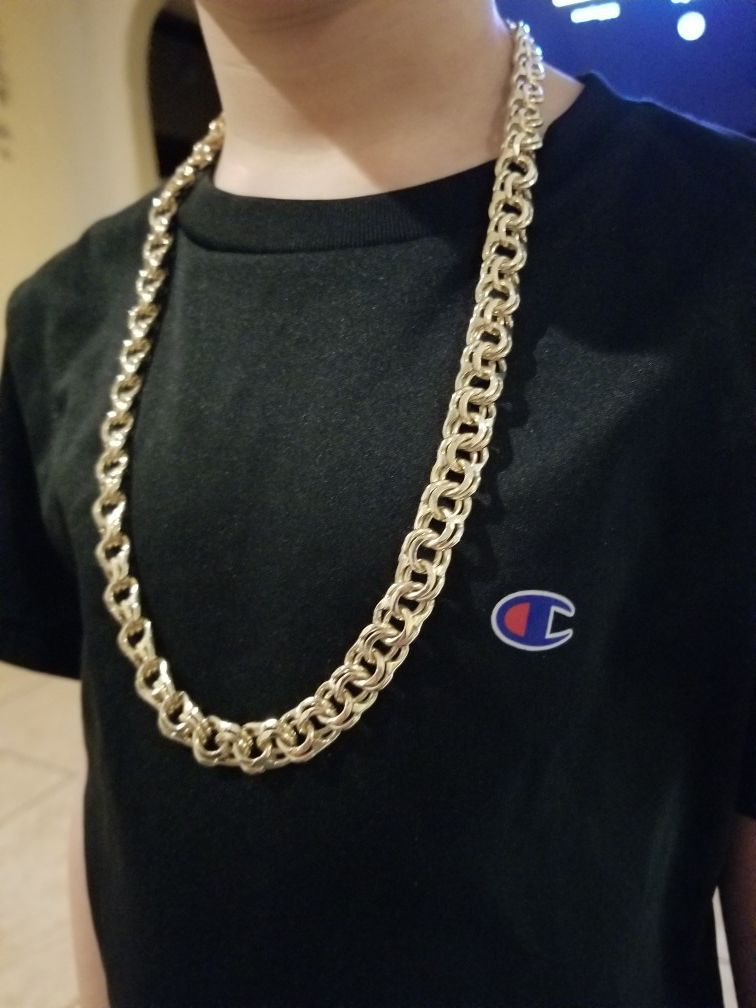KIDS OR ADULT CHINO LINK GOLD CHAIN @101GRAMS..22"INCHES LONG..10KARAT SERIOUS BUYERS ONLY